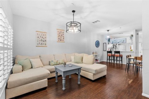 Touwnhouse à vendre à Oldsmar, Floride: 2 chambres, 102.66 m2 № 1827332 - photo 12