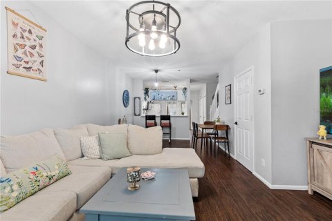 Touwnhouse à vendre à Oldsmar, Floride: 2 chambres, 102.66 m2 № 1827332 - photo 14