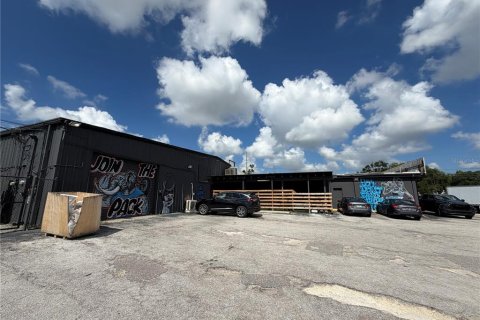 Commercial property in Saint Petersburg, Florida 986.71 sq.m. № 2197565 - photo 9
