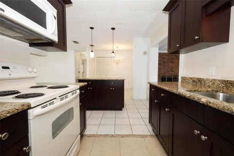 Casa en venta en Altamonte Springs, Florida, 3 dormitorios, 150.32 m2 № 1907246 - foto 6