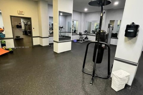 Condominio en alquiler en Sunny Isles Beach, Florida, 1 dormitorio, 87.61 m2 № 1921772 - foto 13