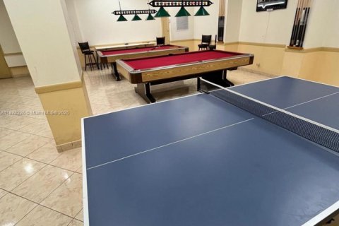 Condominio en alquiler en Sunny Isles Beach, Florida, 1 dormitorio, 87.61 m2 № 1921772 - foto 14