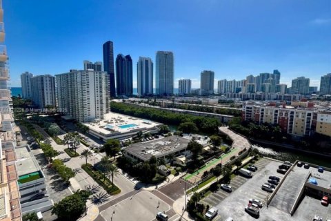Condominio en alquiler en Sunny Isles Beach, Florida, 1 dormitorio, 87.61 m2 № 1921772 - foto 18