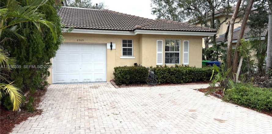 Дом в Санрайз, Флорида 3 спальни, 104.05м2 № 2005868