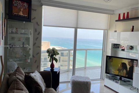 Condominio en alquiler en Miami Beach, Florida, 1 dormitorio, 75.07 m2 № 1979630 - foto 22