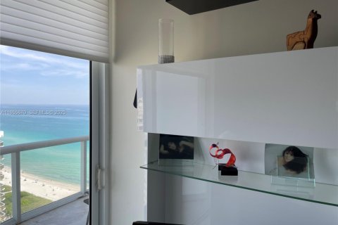 Condominio en alquiler en Miami Beach, Florida, 1 dormitorio, 75.07 m2 № 1979630 - foto 20
