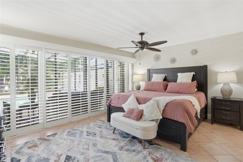 House in Punta Gorda, Florida 4 bedrooms, 208.01 sq.m. № 2130076 - photo 18