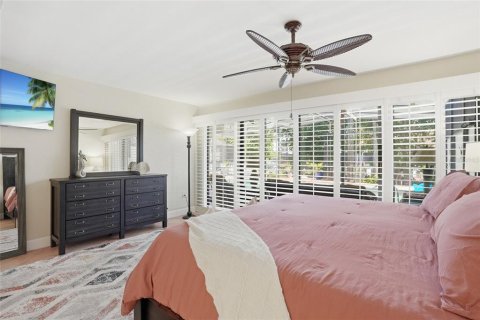 House in Punta Gorda, Florida 4 bedrooms, 208.01 sq.m. № 2130076 - photo 19