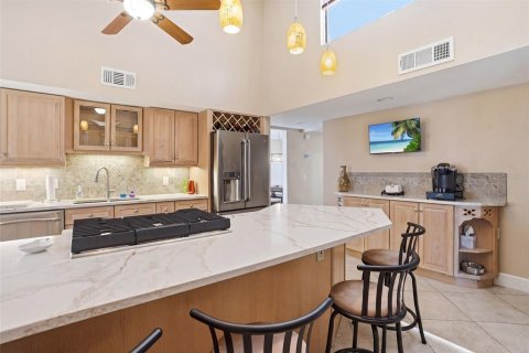 House in Punta Gorda, Florida 4 bedrooms, 208.01 sq.m. № 2130076 - photo 13
