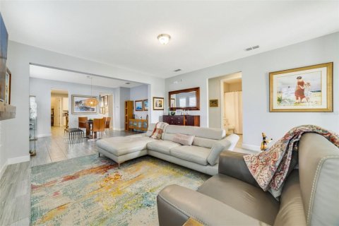 Casa en venta en Orlando, Florida, 3 dormitorios, 184.32 m2 № 1528820 - foto 12
