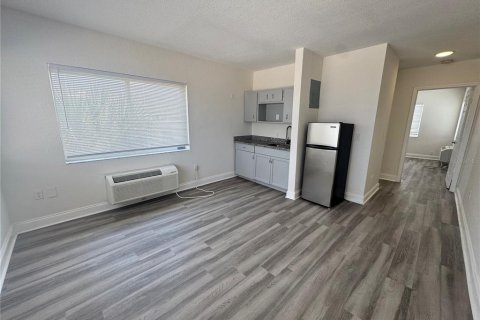 Apartment in Daytona Beach Shores, Florida 1 bedroom, 83.61 sq.m. № 1901153 - photo 2