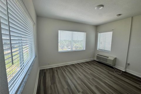 Apartamento en alquiler en Daytona Beach Shores, Florida, 1 dormitorio, 83.61 m2 № 1901153 - foto 13