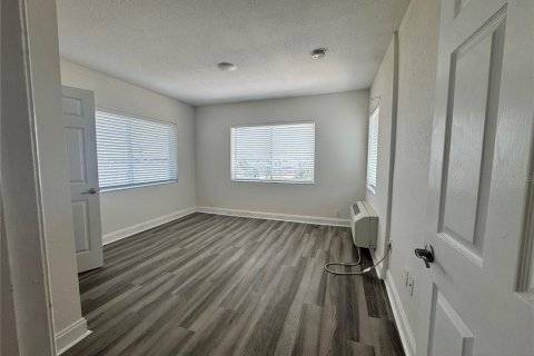 Apartamento en alquiler en Daytona Beach Shores, Florida, 1 dormitorio, 83.61 m2 № 1901153 - foto 10