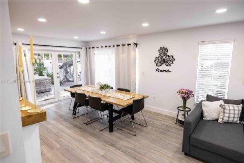 Casa en venta en Miami, Florida, 3 dormitorios, 145.58 m2 № 1739343 - foto 26