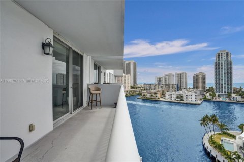 Condo à Hallandale Beach, Floride, 2 chambres  № 2037790