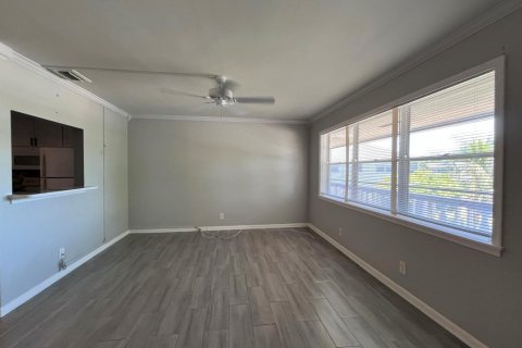 Купить кондоминиум в Уэст-Палм-Бич, Флорида 3 комнаты, 63.55м2, № 2180300 - фото 3