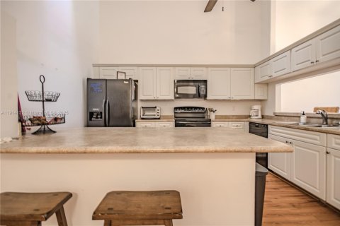 Touwnhouse à vendre à Margate, Floride: 2 chambres, 117.61 m2 № 2019333 - photo 5