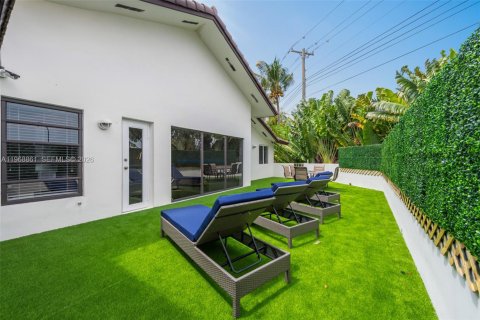 Villa ou maison à vendre à Miami Shores, Floride: 5 chambres, 412.02 m2 № 2042403 - photo 21