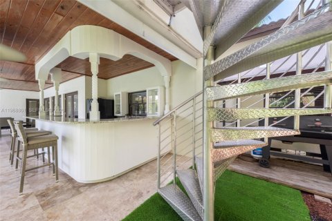 Villa ou maison à vendre à Miami Shores, Floride: 5 chambres, 412.02 m2 № 2042403 - photo 12