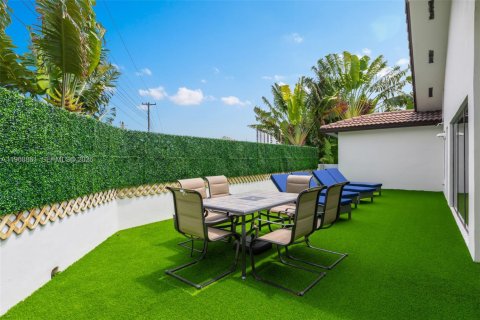 Villa ou maison à vendre à Miami Shores, Floride: 5 chambres, 412.02 m2 № 2042403 - photo 23