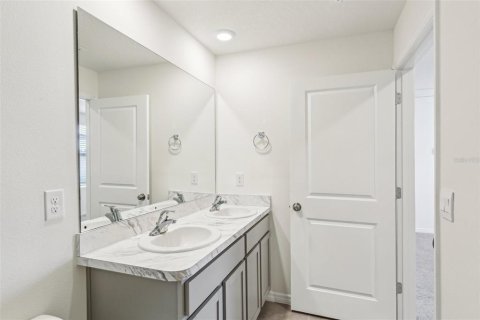 Casa en venta en Dade City, Florida, 4 dormitorios, 207.92 m2 № 2211388 - foto 23