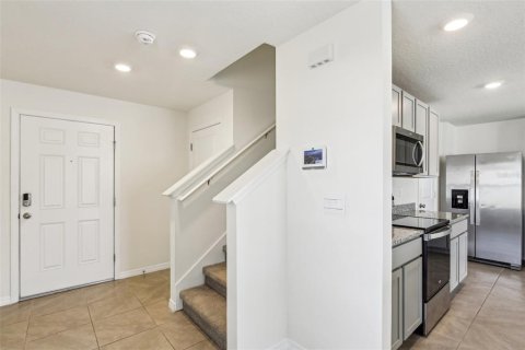Casa en venta en Dade City, Florida, 4 dormitorios, 207.92 m2 № 2211388 - foto 4