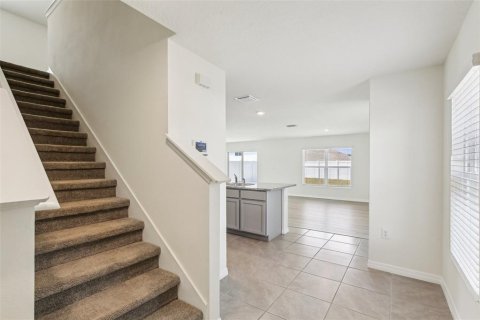 Casa en venta en Dade City, Florida, 4 dormitorios, 207.92 m2 № 2211388 - foto 5