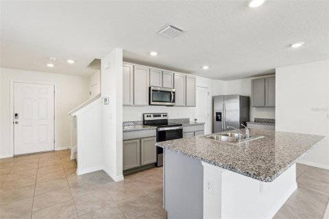 Casa en venta en Dade City, Florida, 4 dormitorios, 207.92 m2 № 2211388 - foto 11