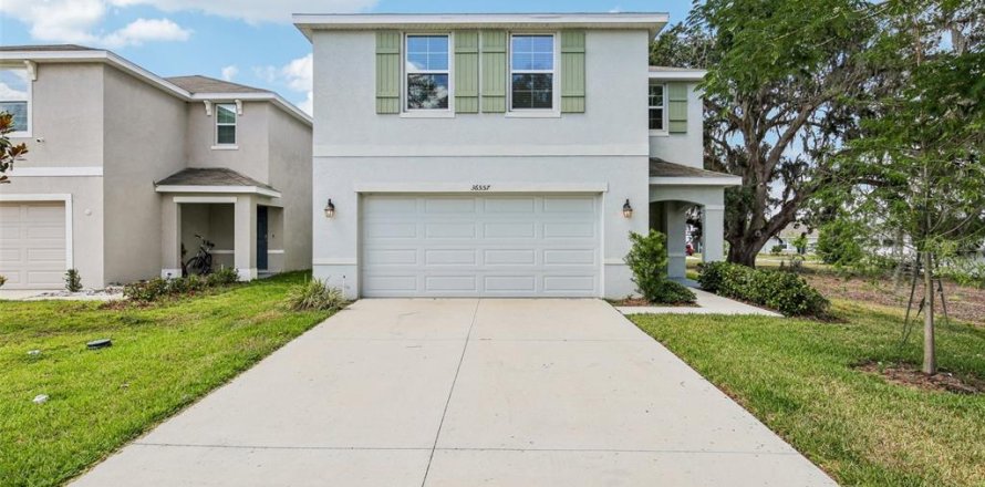 Casa en Dade City, Florida 4 dormitorios, 207.92 m2 № 2211388