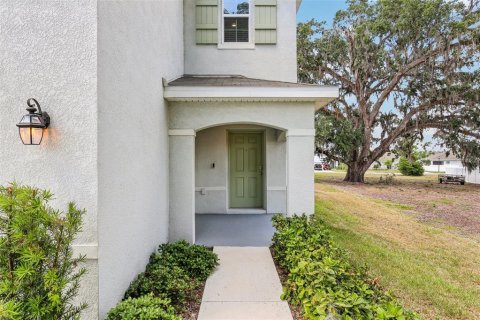 Casa en venta en Dade City, Florida, 4 dormitorios, 207.92 m2 № 2211388 - foto 3