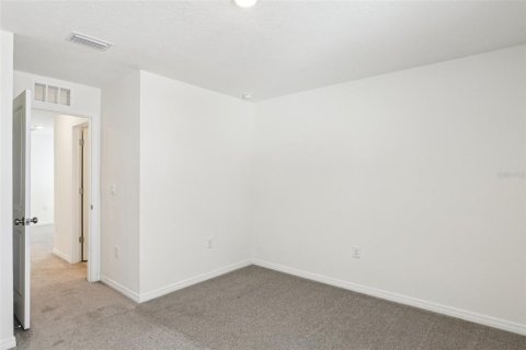 Casa en venta en Dade City, Florida, 4 dormitorios, 207.92 m2 № 2211388 - foto 29