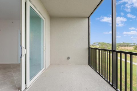 Condo in Venice, Florida, 2 bedrooms  № 2321688 - photo 27