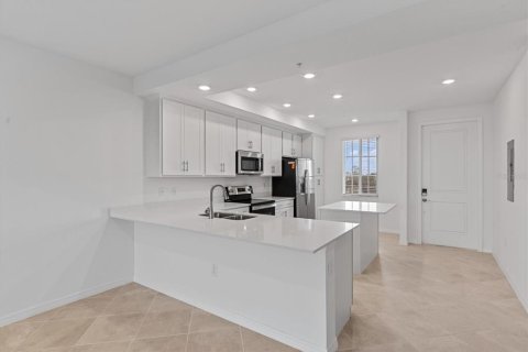 Condo in Venice, Florida, 2 bedrooms  № 2321688 - photo 5