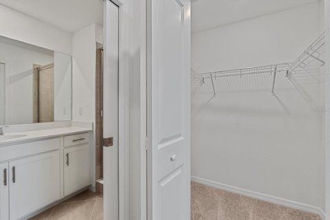 Condo in Venice, Florida, 2 bedrooms  № 2321688 - photo 18
