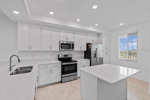 Condo in Venice, Florida, 2 bedrooms  № 2321688 - photo 6