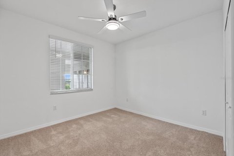 Condo in Venice, Florida, 2 bedrooms  № 2321688 - photo 22