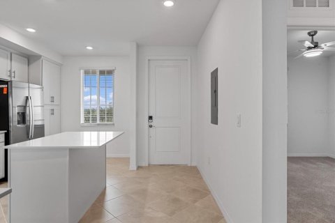 Condo in Venice, Florida, 2 bedrooms  № 2321688 - photo 4