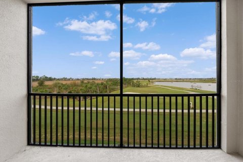 Condo in Venice, Florida, 2 bedrooms  № 2321688 - photo 28