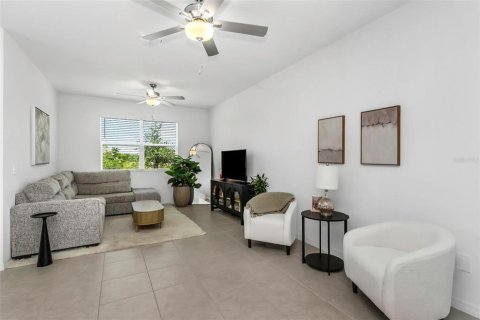 Townhouse in ANGELINE in Land O' Lakes, Florida 3 bedrooms, 166.02 sq.m. № 1877305 - photo 27