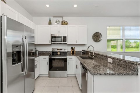 Townhouse in ANGELINE in Land O' Lakes, Florida 3 bedrooms, 166.02 sq.m. № 1877305 - photo 20
