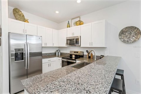 Townhouse in ANGELINE in Land O' Lakes, Florida 3 bedrooms, 166.02 sq.m. № 1877305 - photo 22