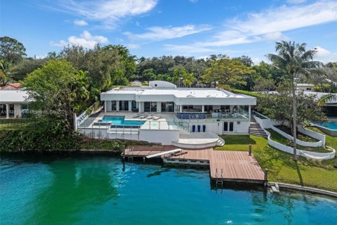 Casa en venta en North Miami Beach, Florida, 5 dormitorios, 301.93 m2 № 1484846 - foto 18