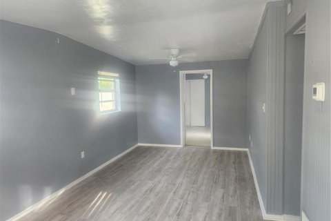 Casa en venta en Seminole, Florida, 3 dormitorios, 107.3 m2 № 1812950 - foto 2