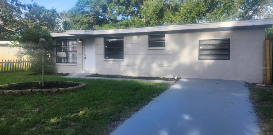 Casa en Seminole, Florida 3 dormitorios, 107.3 m2 № 1812950
