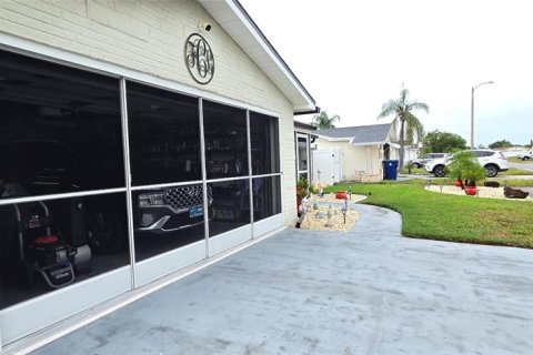 Casa en venta en Holiday, Florida, 3 dormitorios, 119.29 m2 № 1909199 - foto 3