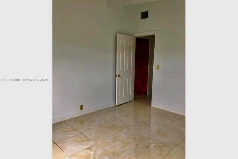 Apartment in Fort Lauderdale, Florida 1 bedroom, 53.42 sq.m. № 2057159 - photo 9