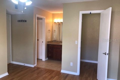 Condominio en alquiler en Orlando, Florida, 2 dormitorios, 85.38 m2 № 1908886 - foto 13
