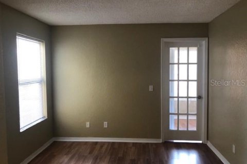 Condominio en alquiler en Orlando, Florida, 2 dormitorios, 85.38 m2 № 1908886 - foto 10