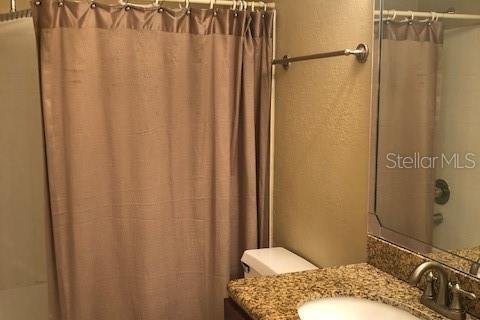 Condominio en alquiler en Orlando, Florida, 2 dormitorios, 85.38 m2 № 1908886 - foto 12