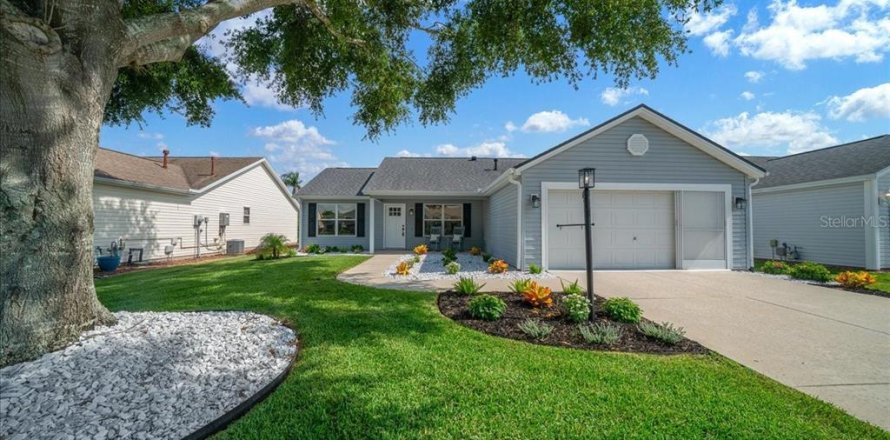 Villa ou maison à The Villages, Floride 2 chambres, 128.48 m2 № 2277439
